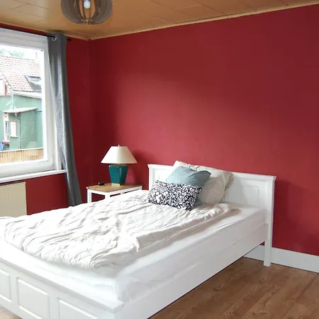 Grosses Haus Am Waldrand Mit Garten Und Parkplatz * Goslar