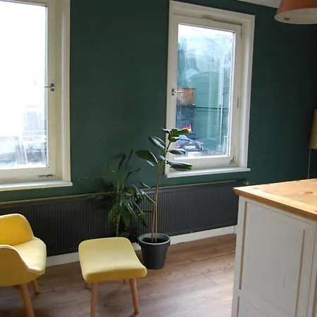 Grosses Haus Am Waldrand Mit Garten Und Parkplatz Apartment